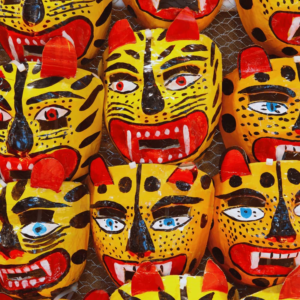 4 à 7 ans - Qui se cache derrière le masque ?